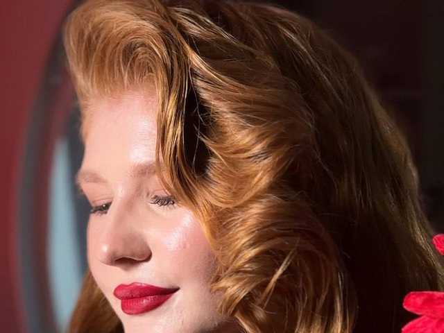 Foto del profilo JuliaPowder