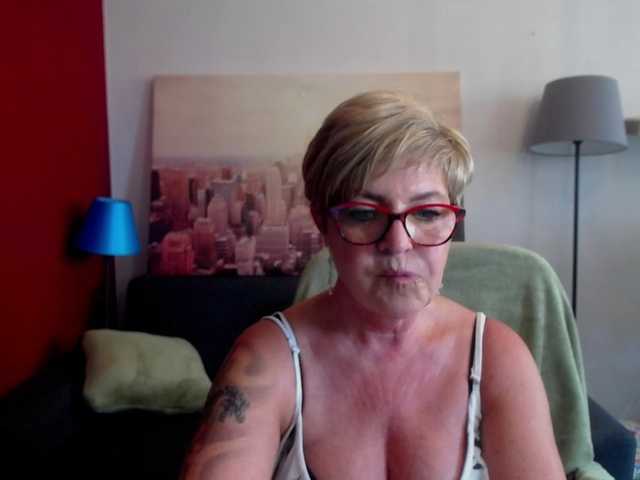 Screenshot di trasmissione julieamberx
