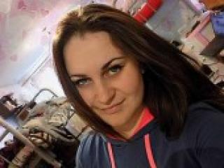Chat video erotica kamelia1