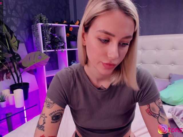 Screenshot di trasmissione KaprinaGirrs