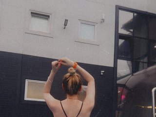 Chat video erotica KaranelkaAaa