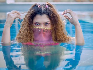 Chat video erotica kareenaa