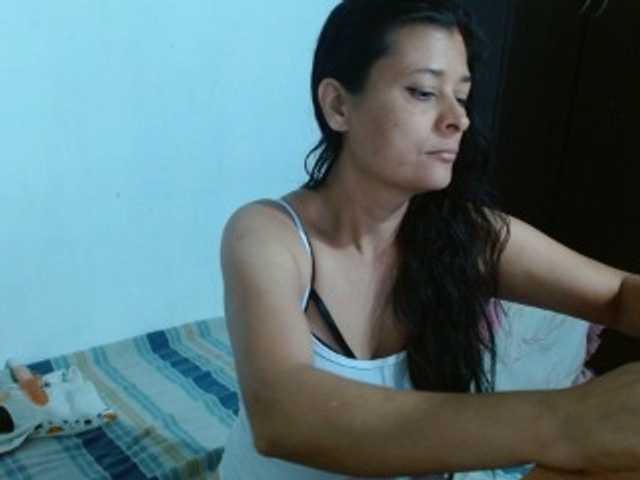 Screenshot di trasmissione KARINAMILF1
