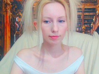 Fotografie KassiaDinn lovens on!!!! 100 titts; 200 naked; add friend 50; play with toy and in roleply in pvt!!!