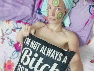 Chat video erotica KatarinaJ