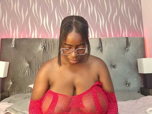 Fotografie KayaBrown ⭐I want to be a very playful girl today!⭐ ⭐GOAL: Squirt Time⭐ @remain