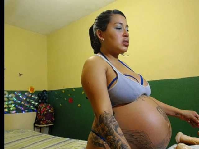 Fotografie kellylatinhot pregnancy