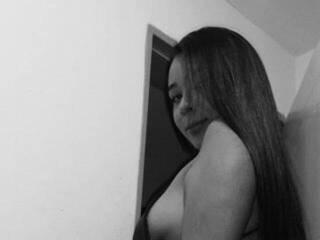 Chat video erotica kimstonee