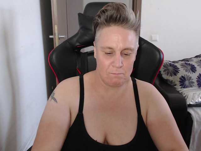 Screenshot di trasmissione kinkstakinks76