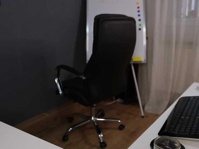 Screenshot di trasmissione kinkyofficee