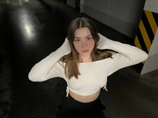 Chat video erotica KisaPurr