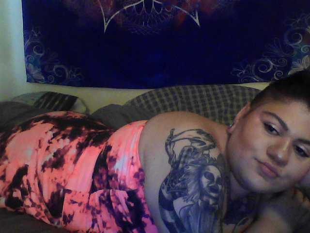 Fotografie Kittiekatt10 Welcome cuties! come spoil and play with kitty BBW lovers welcomed:)