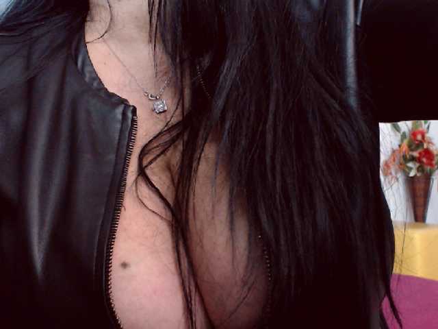 Screenshot di trasmissione Krystalmilf