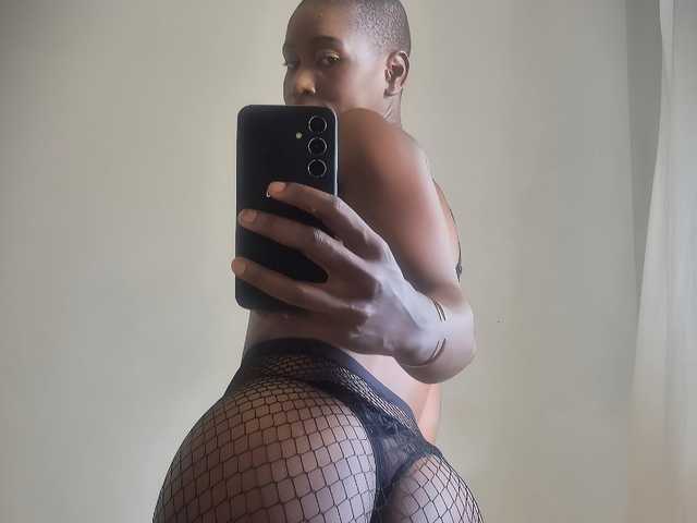 Foto del profilo KylieMoonred