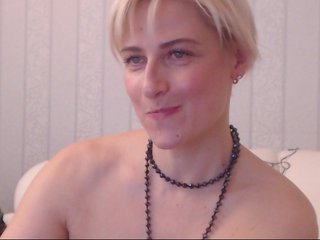 Fotografie LadyyMurena Hello guys!Show tits here for 30 tok,hairy pink pussy for 50,all naked -90,hot show in pvt or in group or in pvt