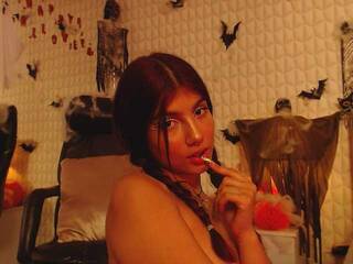 Chat video erotica tamaragomezz