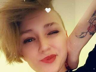 Chat video erotica LanitaDennis