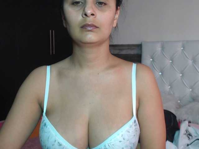 Fotografie laurenlove4u Lovense Lush on - Interactive Toy that vibrates with your Tips #lovense #natural #tits #latina #cum