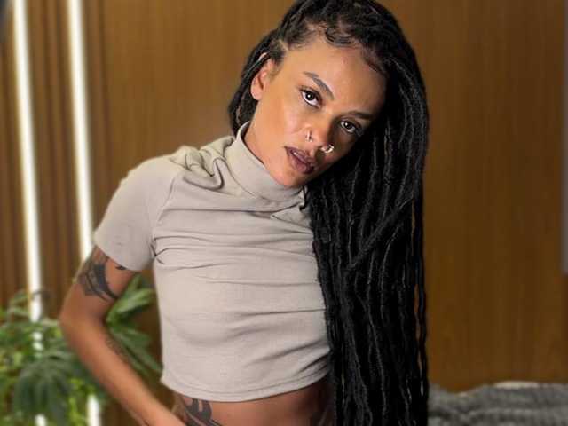 Foto del profilo LeahLoo