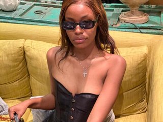 Chat video erotica Lillie-03