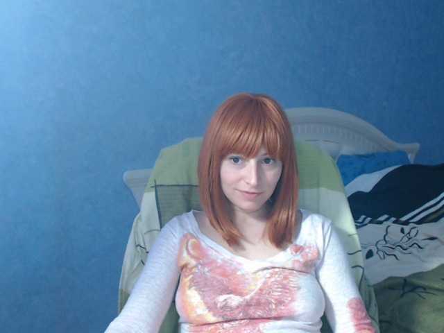 Fotografie LisaSweet23 hi boys welcome to my room to chat and for hot body to see naked in private))