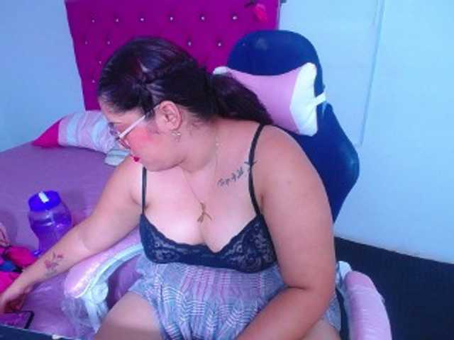 Fotografie littleflower1 give me a happy new year, come and have fun #latina #lovense #bigboobs #bbw #sweet