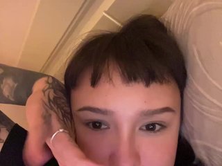 Chat video erotica littlewetgirl