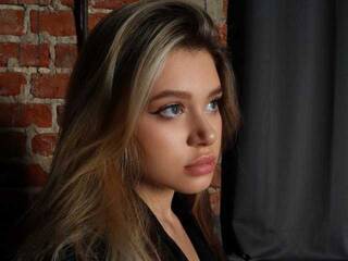 Chat video erotica llittleggerrl