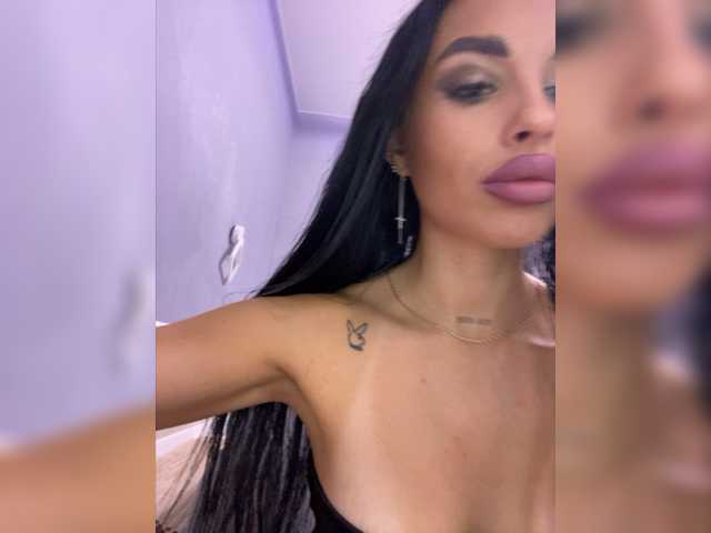 Screenshot di trasmissione _Anasteisha_