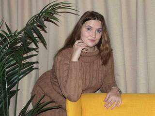 Chat video erotica LoraBrie