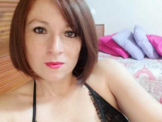 Video chat erotica Lovely-Lucia