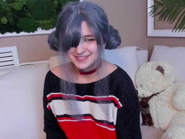 Screenshot di trasmissione LoveMeLuvMe