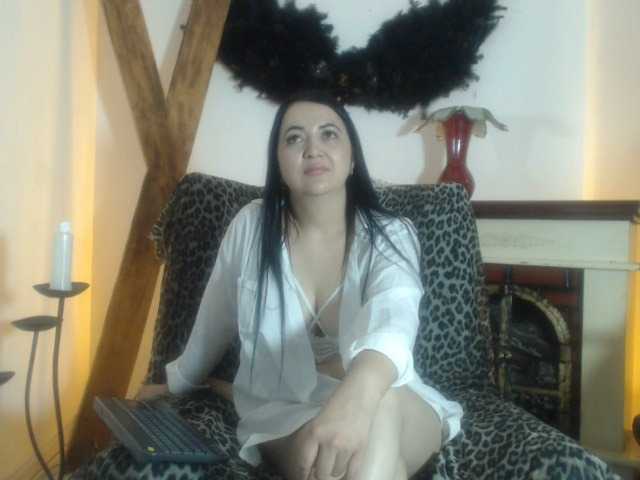 Fotografie luciana-fer Are you ready to fall in love with me? Enter to enjoy togheter. I have a lot of surprises