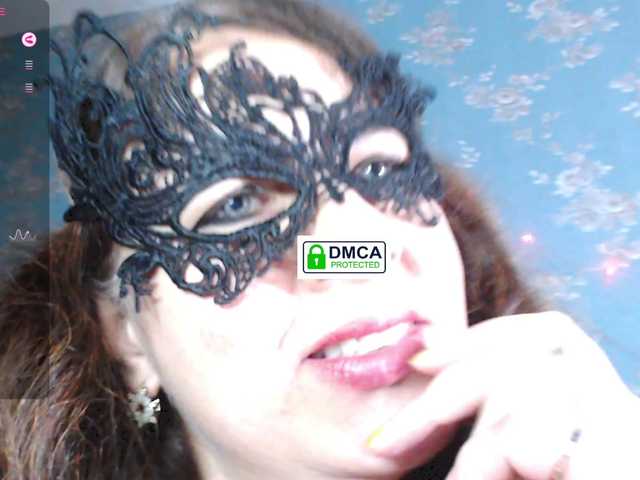 Screenshot di trasmissione LucianaSanders