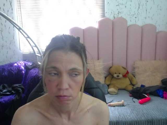 Screenshot di trasmissione lucysex--