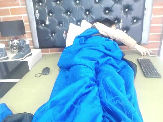 Screenshot di trasmissione LUISAHOLMES