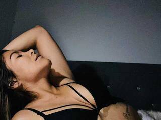 Chat video erotica lupy-girl
