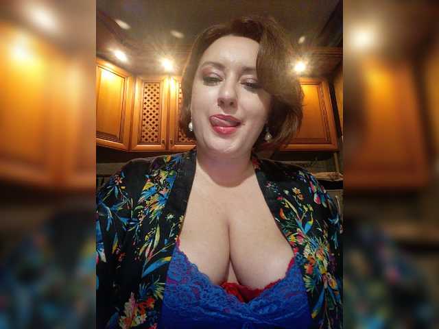 Screenshot di trasmissione _VIKA4YOU_