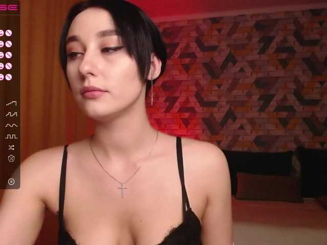 Fotografie LuxxurydiamonD hi) wanna fuck a pussy? or see a sweet suction? dar