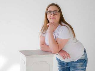 Chat video erotica MadelynDi