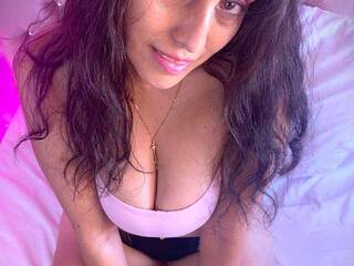 Chat video erotica MaeMoore