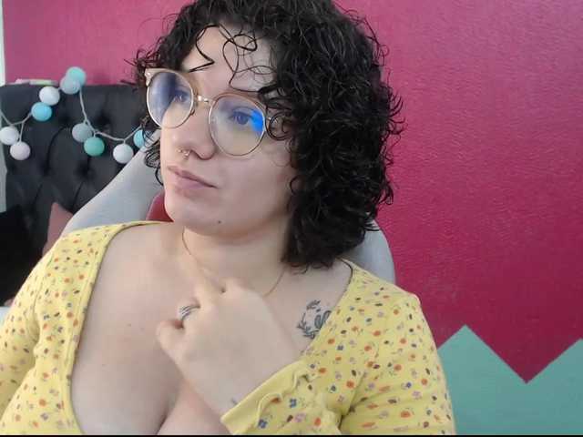 Fotografie Angijackson_ I really like to see you on camera and see how you enjoy it for me, I want to see how your cum comes out for meMake me feel like a queen and you will be my kingFav vibs 44, 88 and 111 Make me squirt rigth now for 654 tkns.