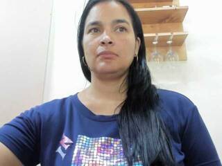 Chat video erotica Maite-Becquer