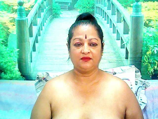 Fotografie matureindian ass 30 no spreading,boobs 20 all nude in pvt dnt demand u will be banned