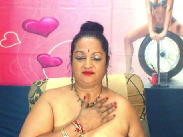 Fotografie matureindian ass 30 no spreading,boobs 20 all nude in pvt