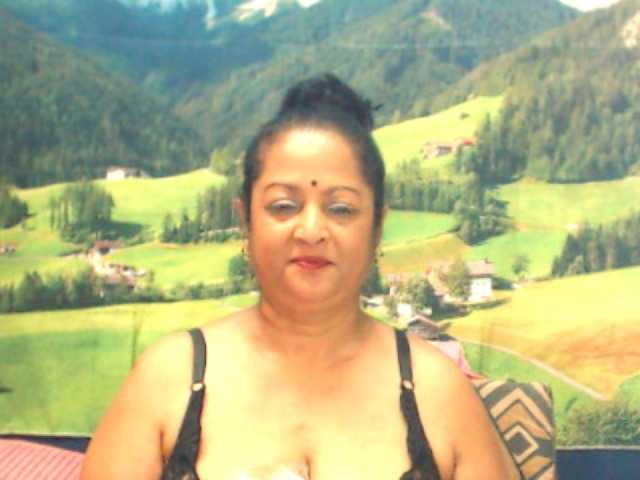 Fotografie matureindian boobs 15 tk,ass 25 tokens,fully nude in pvt n spy,tip 15tk to use toy,guys all nude in spy or pvt,spreading ass n pussy also in spy or pvt