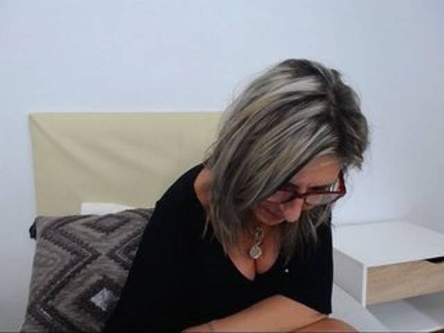 Screenshot di trasmissione MatureMerryxx