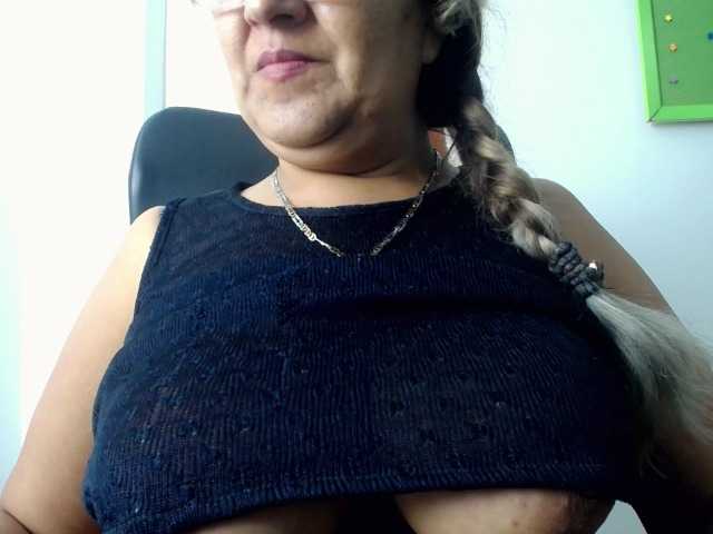 Fotografie Meganny2022 Hey, sweeties, your tips are much appreciated if you like what you see :inlove: TODAY'S SURVEY DRIPPING CREAM ON MY BREASTS 40 TOKENS; SHOW MY BREASTS 15 TOKENS; GIVE WHATS TO EVERYONE FOR 2 DAYS 100 TOKENS FOR SEND VIDEOS AND PICS