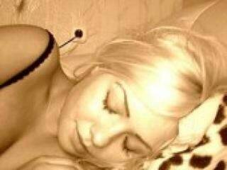 Chat video erotica mellllany