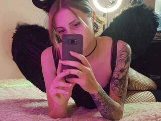 Chat video erotica meowVivienne